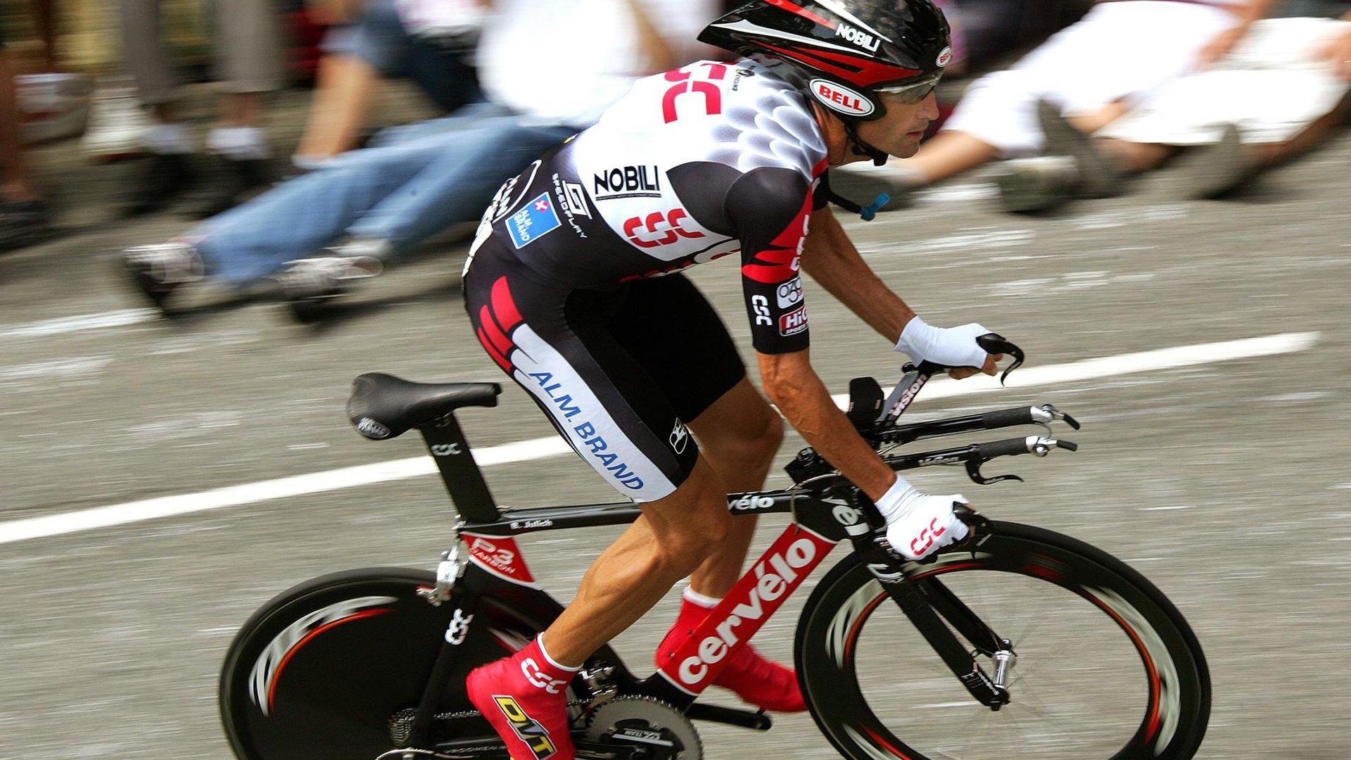 电竞崛起,从边缘到主流,全球体育产业的新引擎