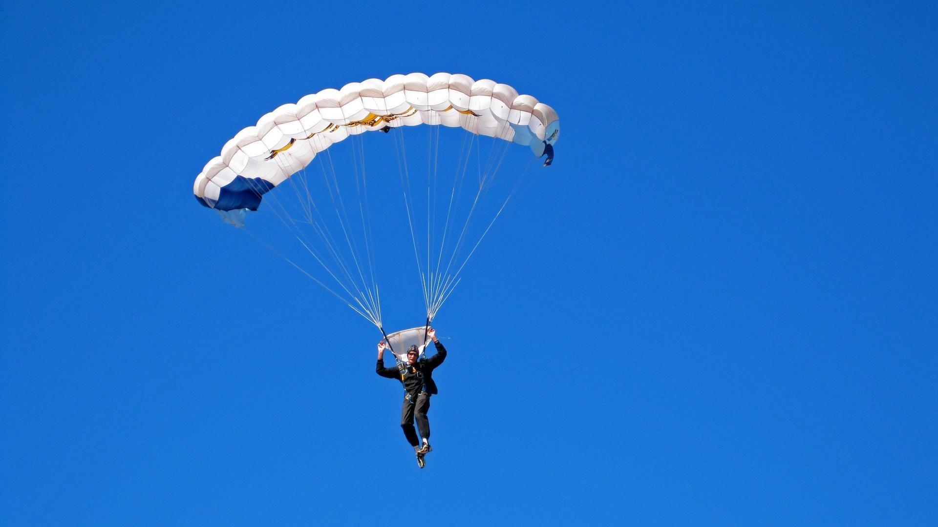 菲尔普斯，泳坛传奇的辉煌与启示—回顾‘飞鱼’的奥运征程与人生新篇章
