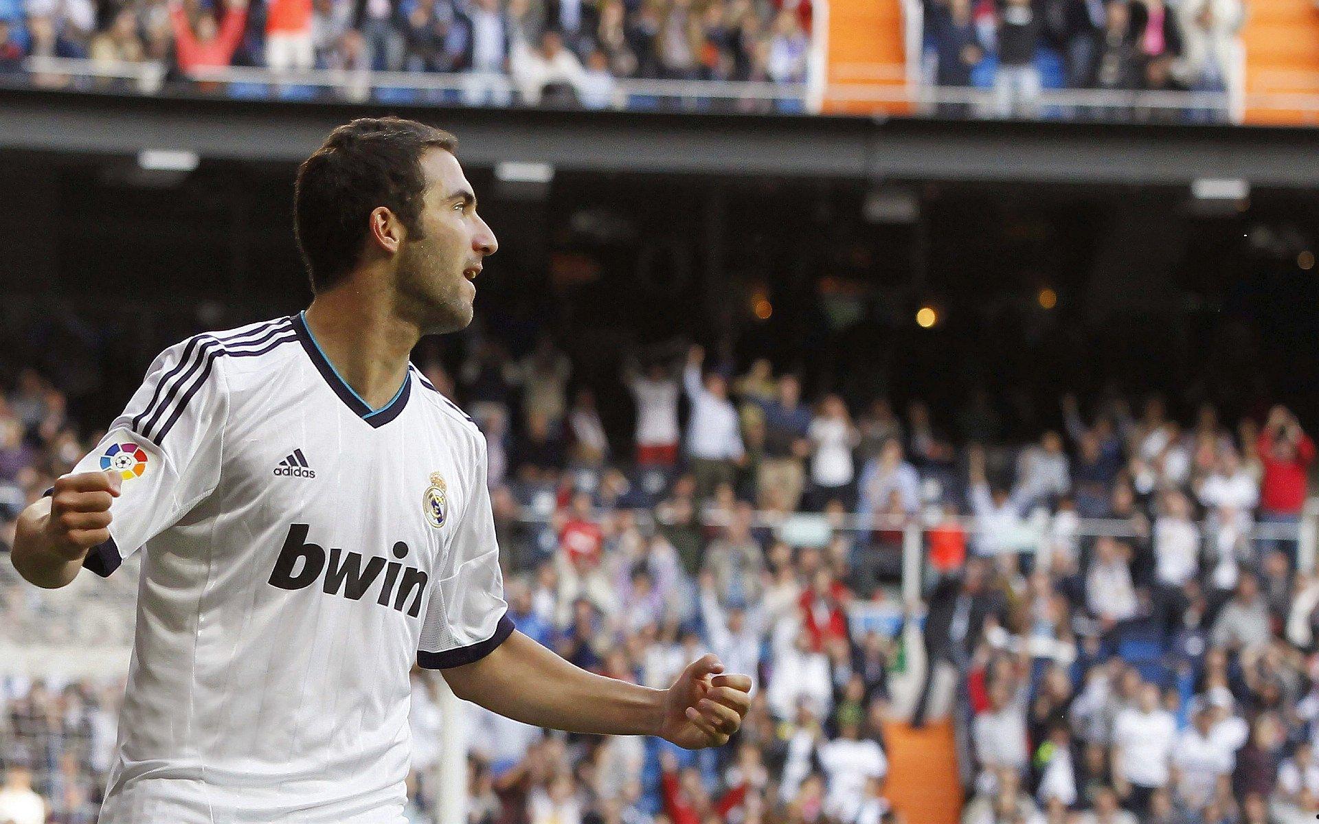 意甲争冠悬念再起 尤文图斯绝杀紧追国际米兰